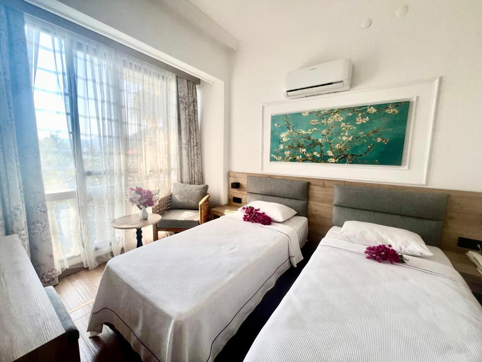 Carikci Hotel Marmaris Bagian luar foto