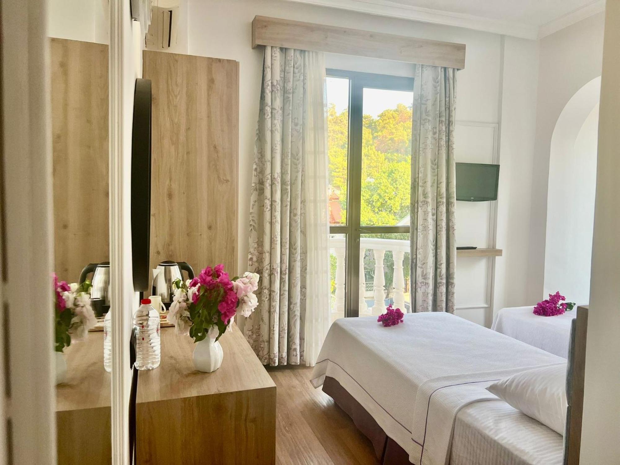 Carikci Hotel Marmaris Bagian luar foto