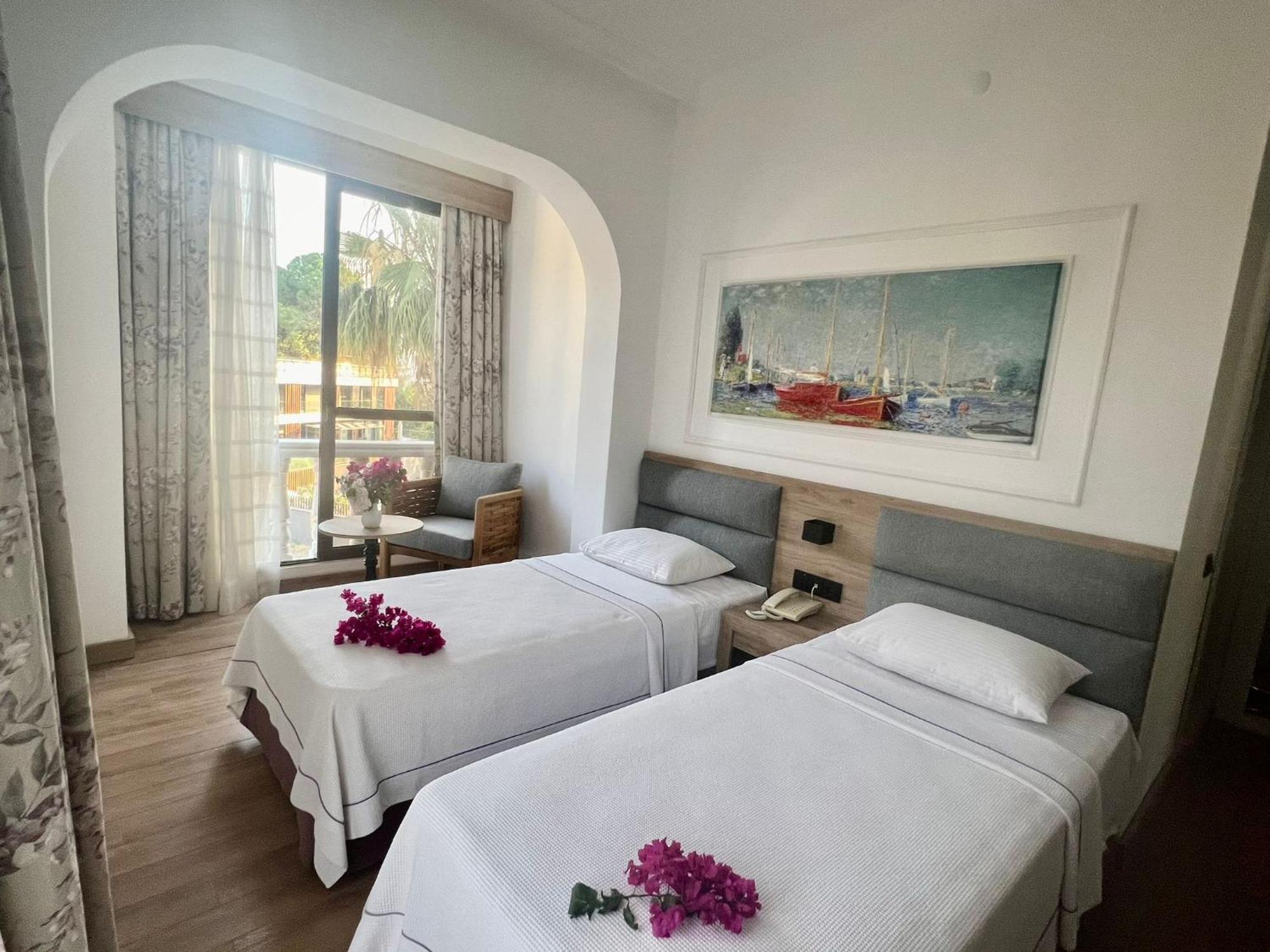 Carikci Hotel Marmaris Bagian luar foto